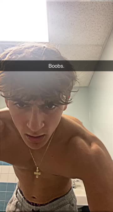 dean sparkman add tits on snapchat photo