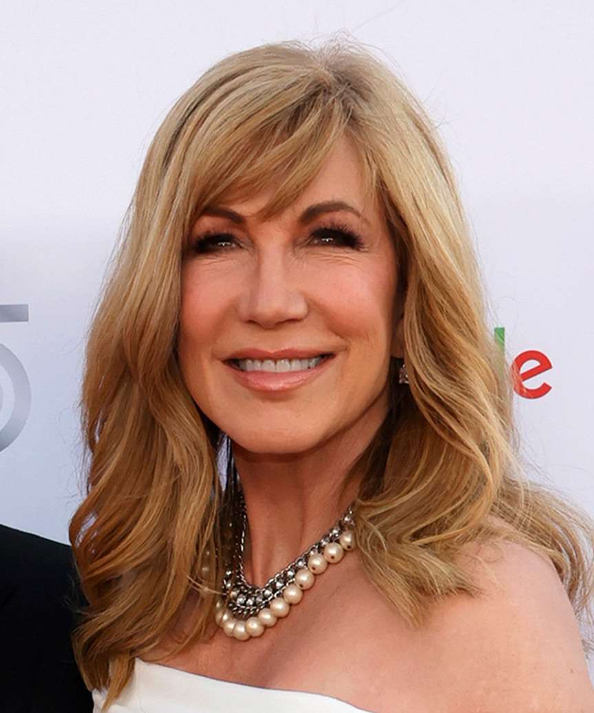 camilla ward recommends leeza gibbons nude pic