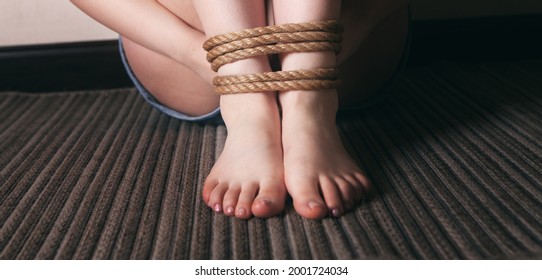 angela ruddock recommends Tied Up Bare Feet