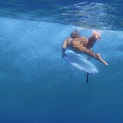 chad wilmoth recommends Nude Surfboarding