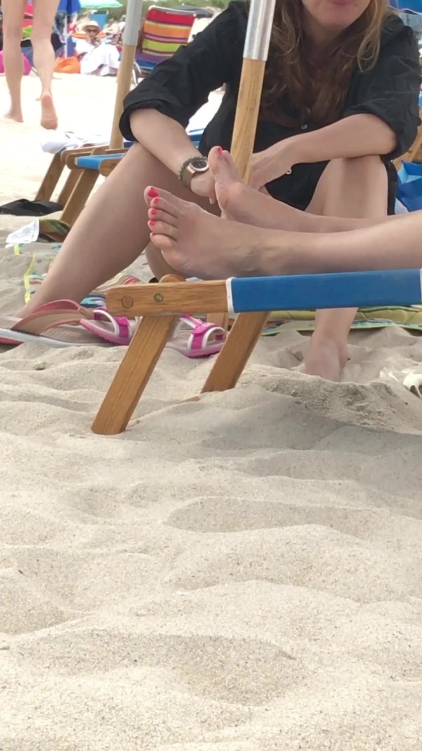 Candid Milf Beach sex hanti