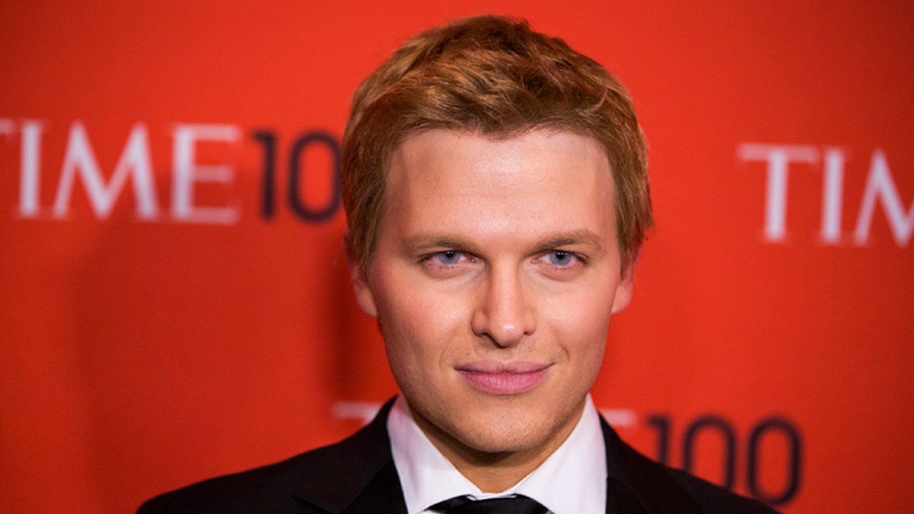 deborah pecoraro recommends ronan farrow naked pic