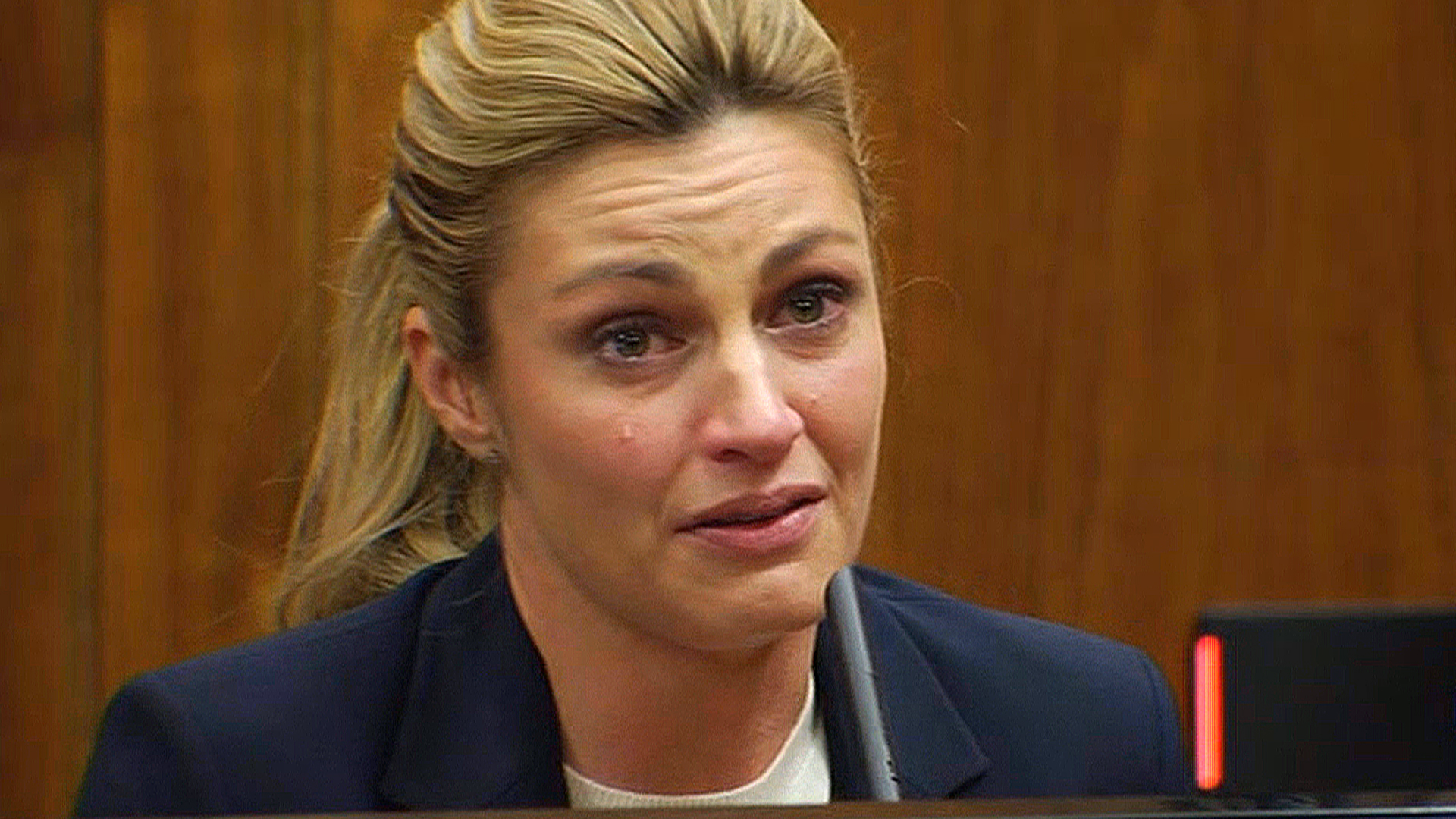 cathy quizon recommends Erin Andrews Naked Images