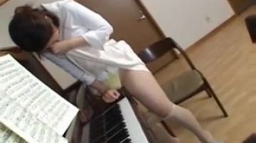 areli lozano recommends Piano Lessons Porn