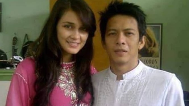 luna maya aril