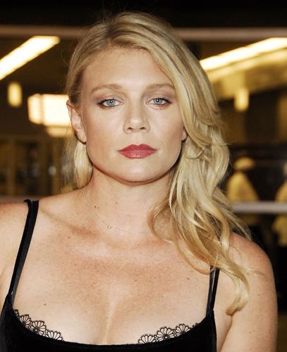 chris crochet recommends peta wilson naked pic