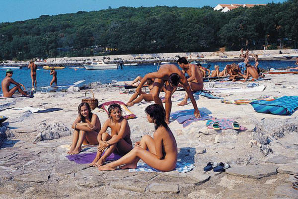 Nude Beach Tan svensk porrfilmer