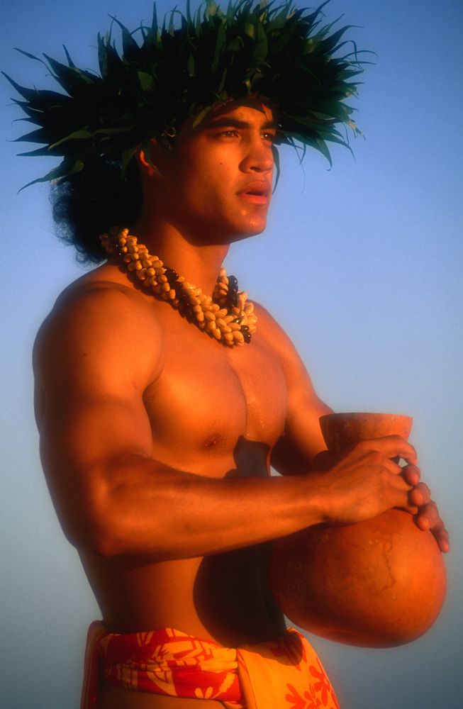 polynesian naked men