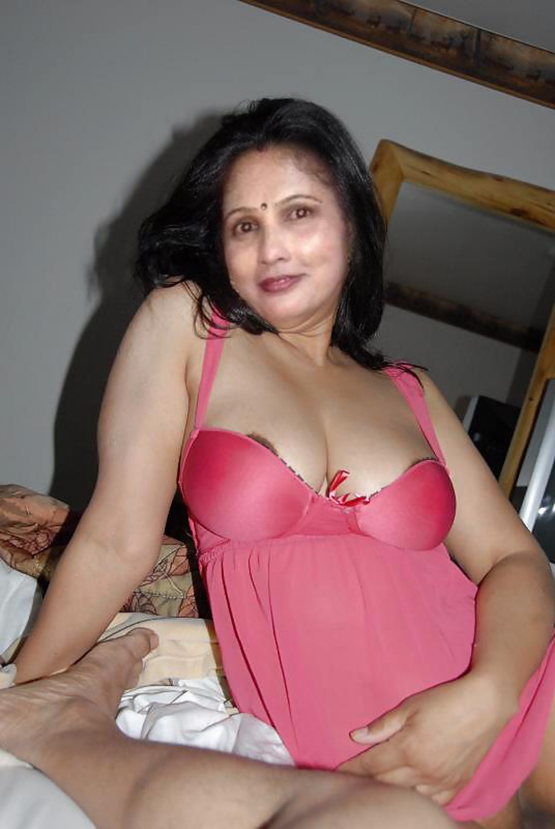 allen poh recommends hot naked indian aunty pic