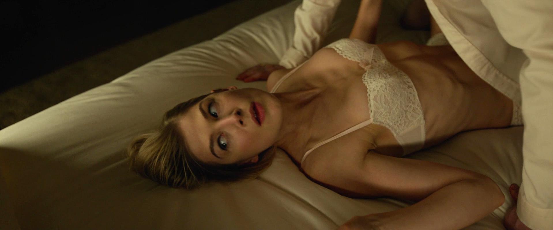 Rosamund Pike Toppless thought experiment