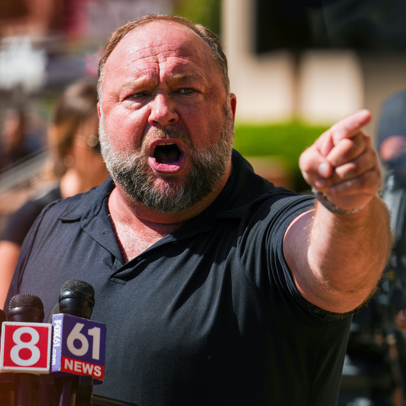 chris wilhoit recommends alex jones only fans pic