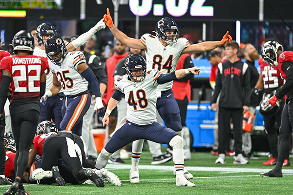 aldes quisto recommends Chicago Bears Porn