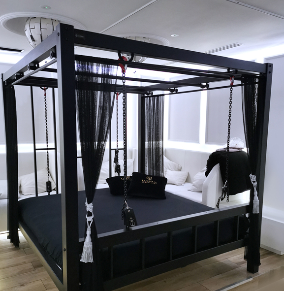 bdsm furniture slave