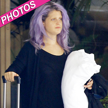 cajetan isah share kelly osbourne naked photos