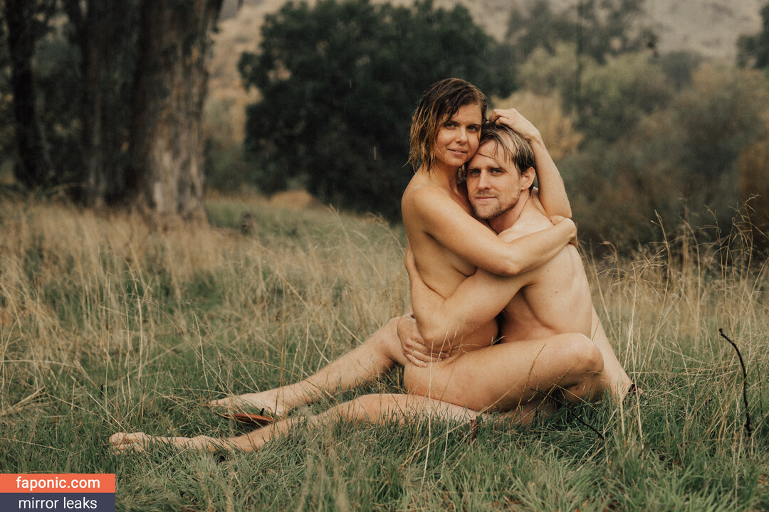 alec lawson recommends Reiki With Anna Nude