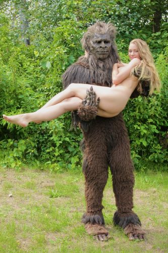 anthony cowell add photo porn bigfoot