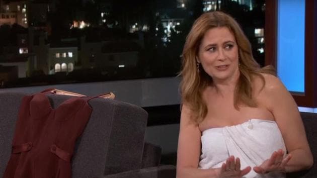 Jenna Fischer Cleavage tail nude