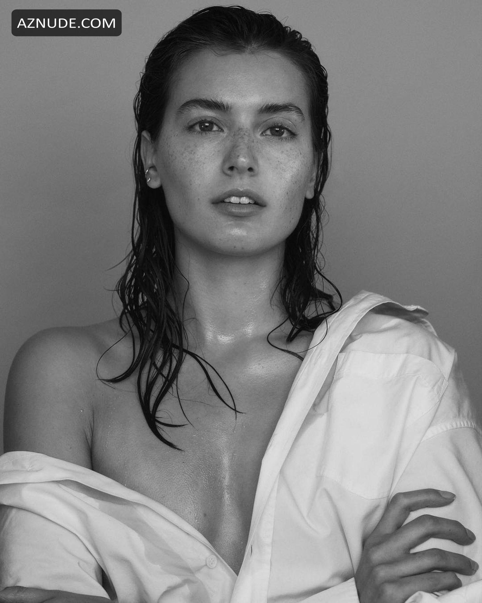 charlotte macmillan recommends jessica clements nude pic