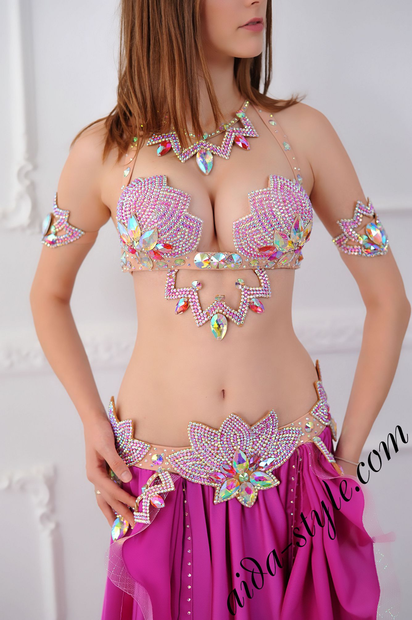 deddy chen recommends Nude Bellydancing