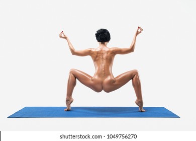 anita risteska recommends Nude Yoga Moves