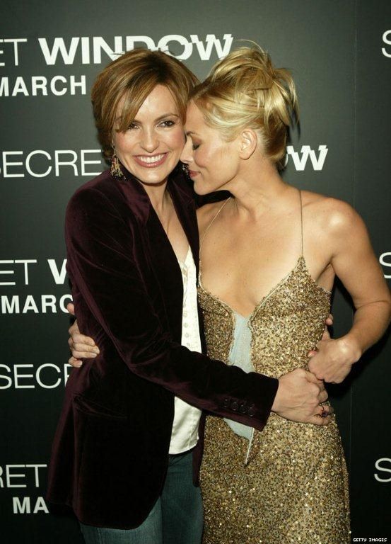 courtney juarez add jaime pressly lesbian photo