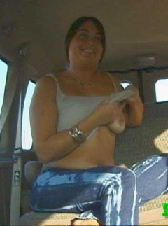 derek won add bang bus mimi photo