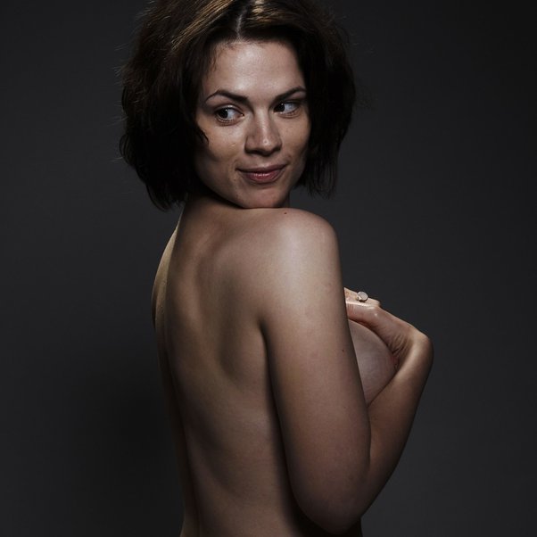 charlyn alonzo share hayley atwell leaked photos