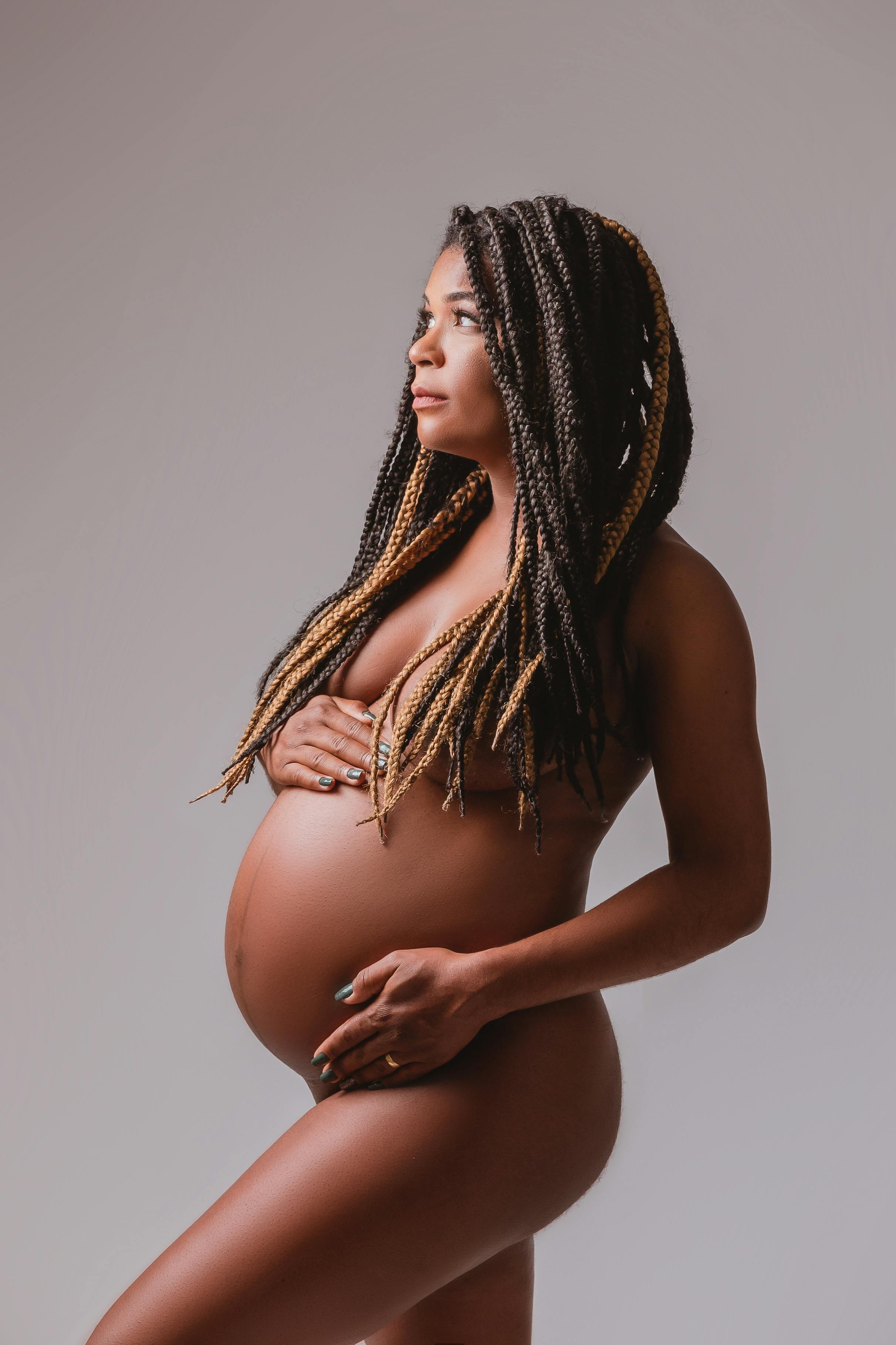 pregnant women in nude