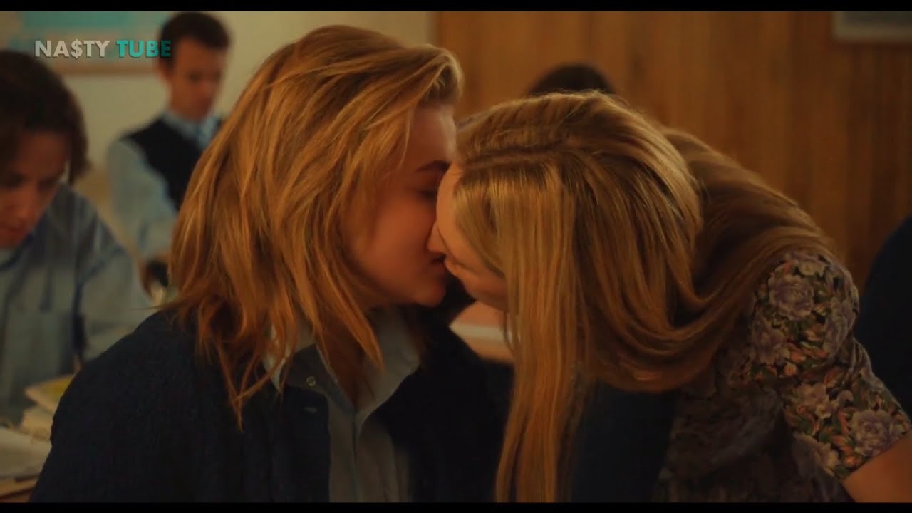 bb brown share chloe grace moretz lesbian photos