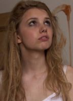 andrew borelli add hannah murray naked photo