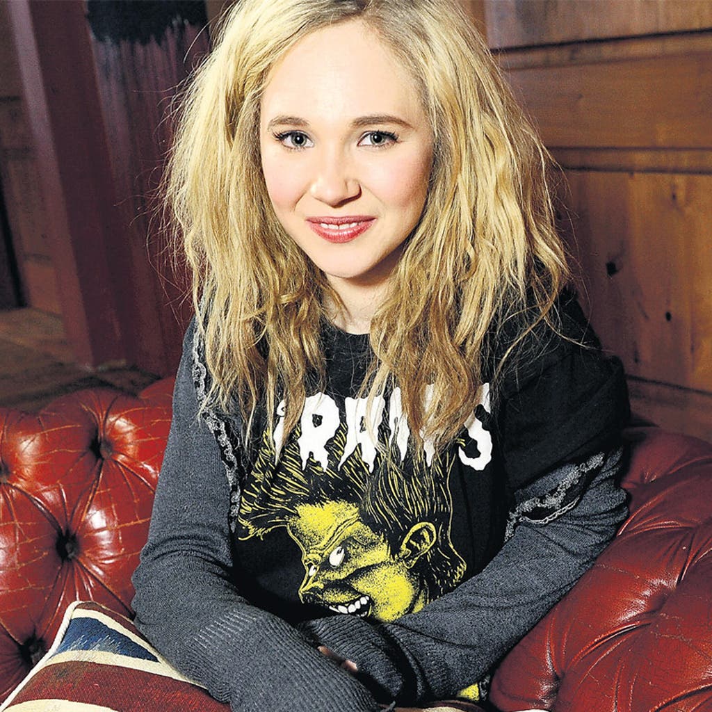 cool pal recommends Juno Temple Lesbian Scene