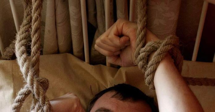 benjamin barter share tied up wives photos