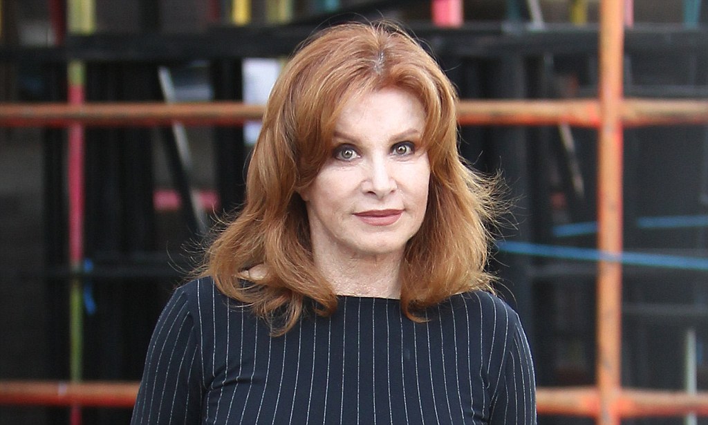 cynthia hicks add stefanie powers naked photo