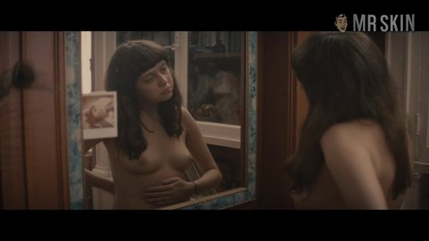 bethany ann recommends Bel Powley Nude