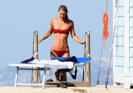 claire danes bikini