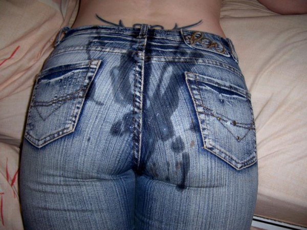 david reluz recommends cumming on her jeans pic