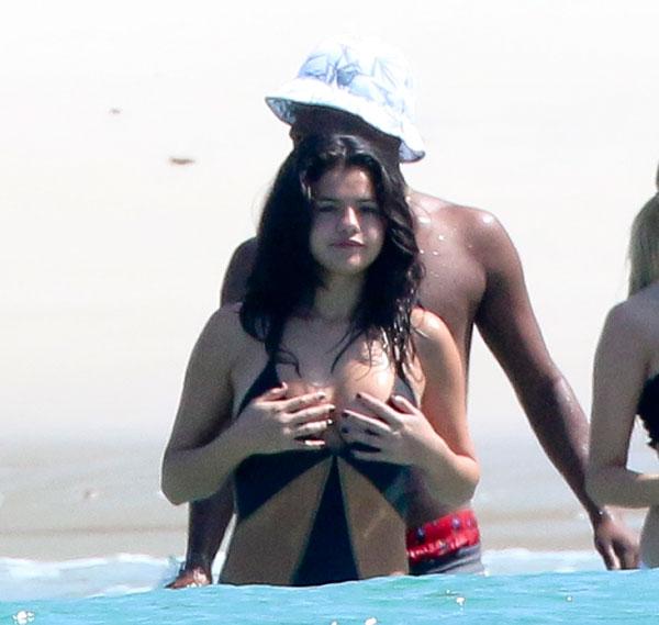 crystal lozon recommends selena gomez naked boobs pic