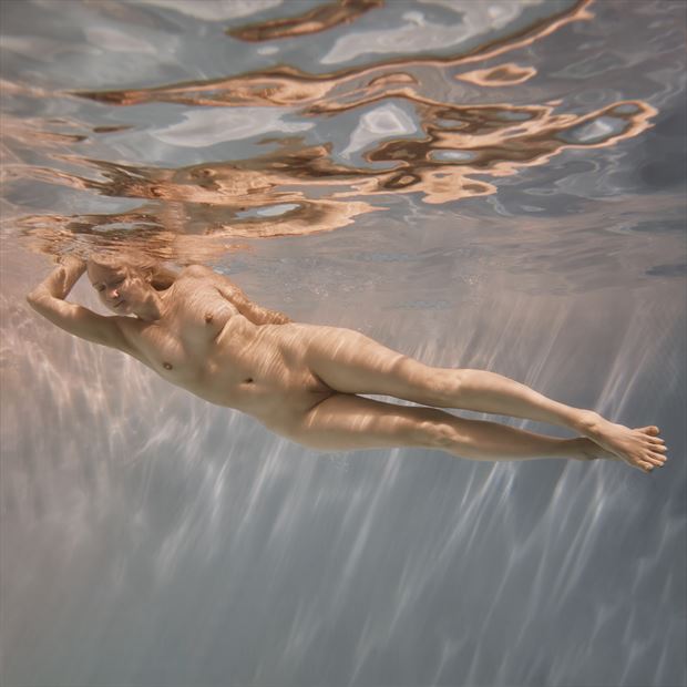 dalia ramadan recommends nude women underwater pic