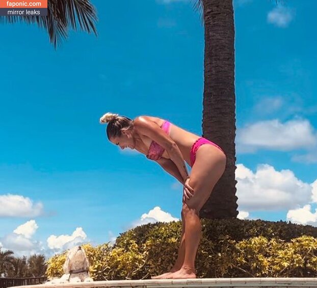 Lexi Thompson Nude titty tuesday