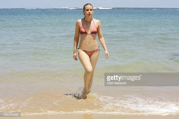 connie sheridan recommends piper perabo bikini pic