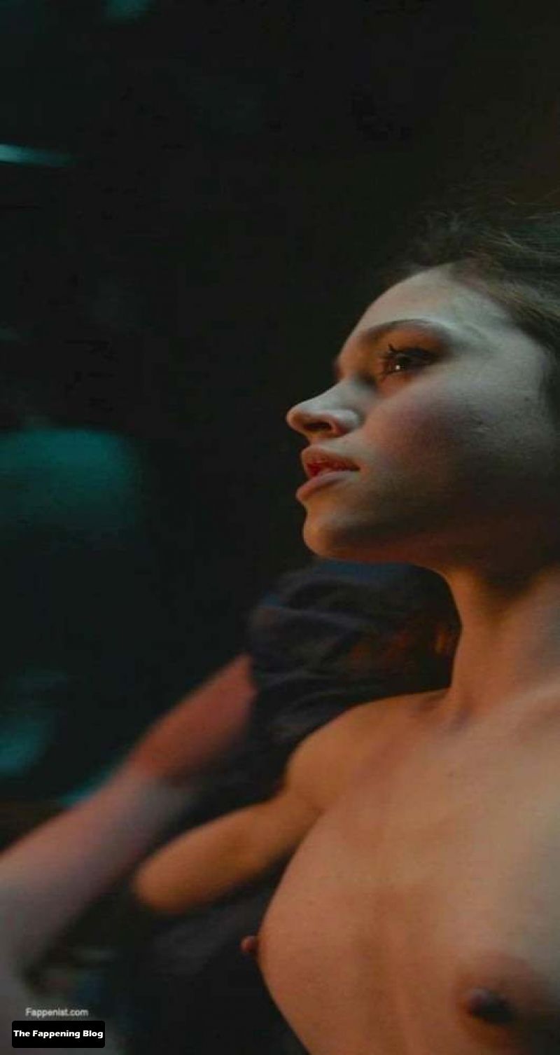 donna andreassen recommends India Eisley Naked