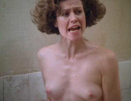 Sigourney Weaver Nude pics shemale