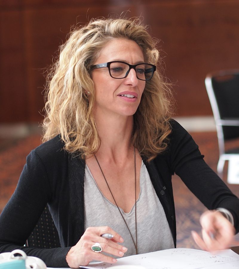 brumilda japhets add claudia black hot photo