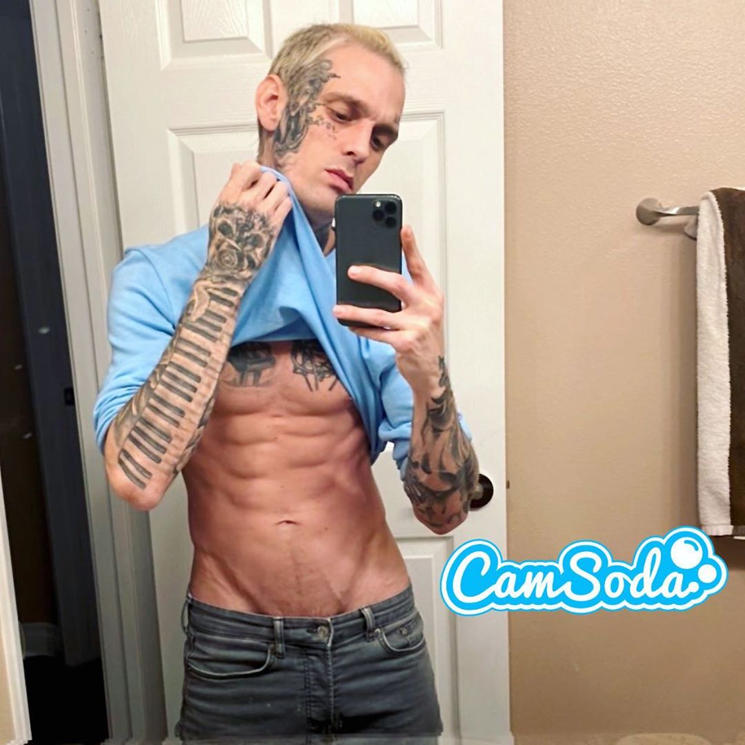 nude aaron carter