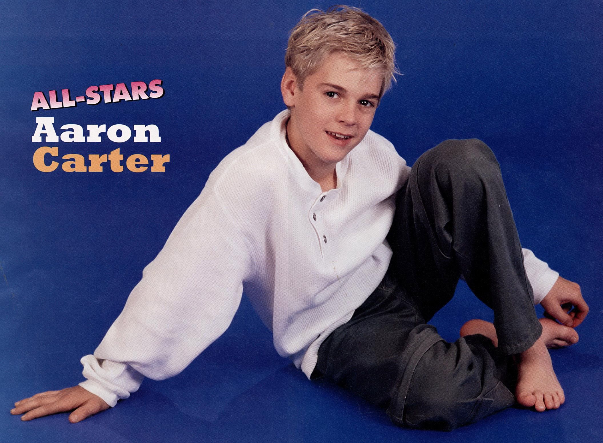 Aaron Carter Barefoot sesso riccione