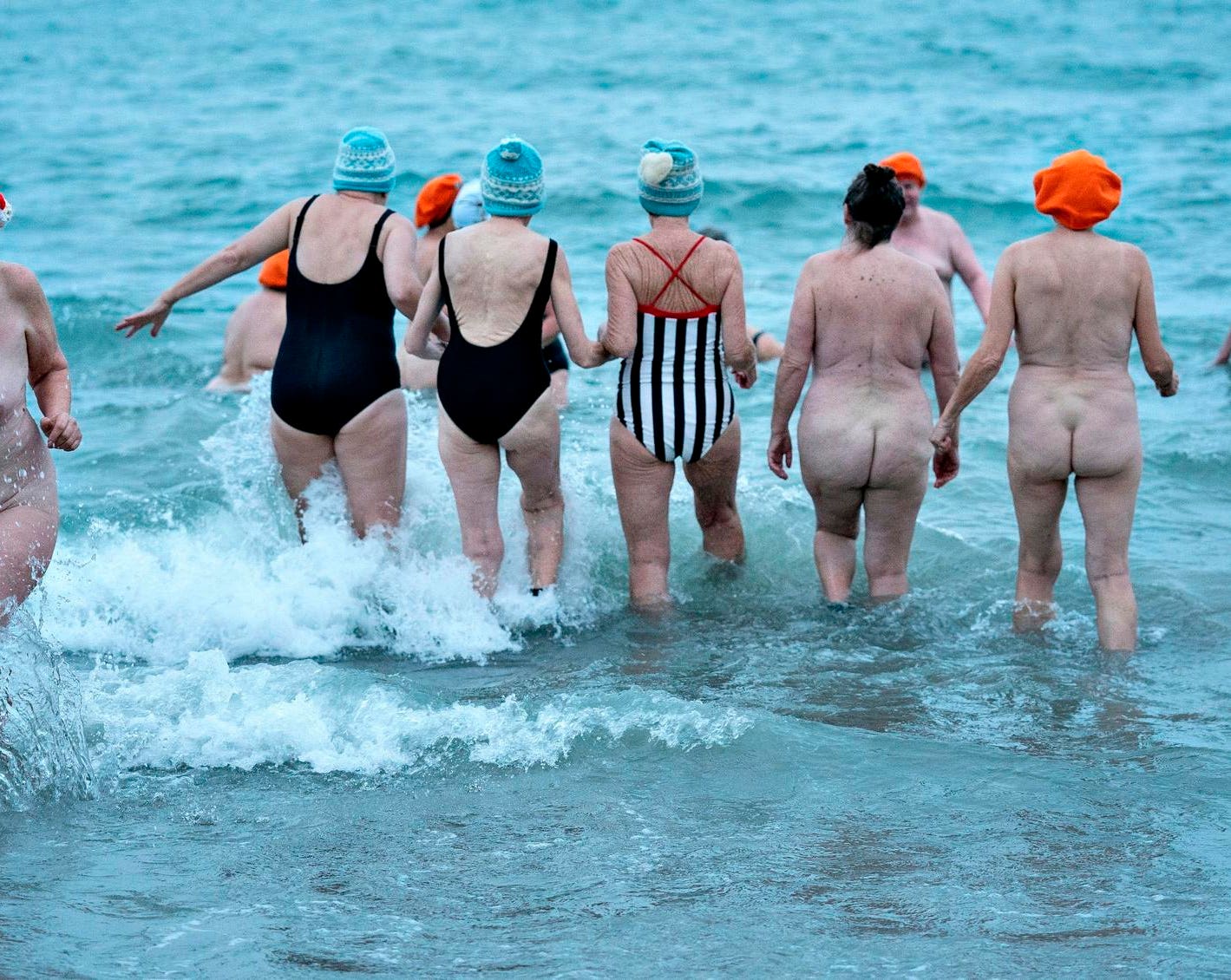 antoinette brits share naked swimmers photos