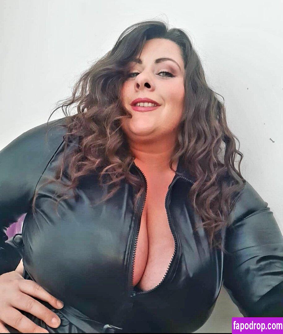 anniesgarage onlyfans leaked