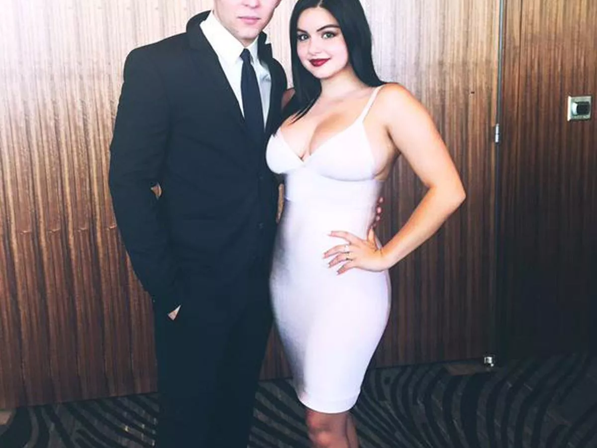 Best of Ariel winter leak