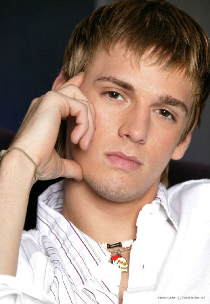 claire mackay recommends nude aaron carter pic