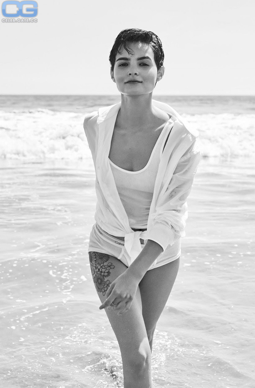 arianna a recommends Brianna Hildebrand Naked